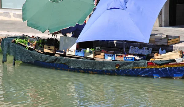 Groentemarkt Boot Aan Het Canal Murano Lagune Van Venetië Veneto — Stockfoto
