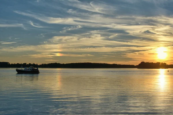 Mueritz Ulusal Parkı Ndaki Mueritz Gölü Nde Güneş Köpeği Mecklenburg — Stok fotoğraf
