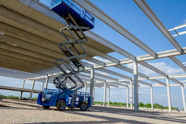 Plataforma Elevadora Tijera Con Sistema Hidráulico Estirado Máxima Altura Bajo — Foto de Stock