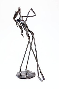 Rakamlar kaynaklı siyah metal tel ile yapılan performans. Dansçılar şık seksi tutku ile dans ediyor. Yaşam çizgileri