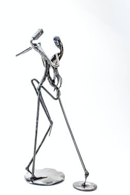 Rakamlar kaynaklı siyah metal tel ile yapılan performans. Dansçılar şık seksi tutku ile dans ediyor. Yaşam çizgileri