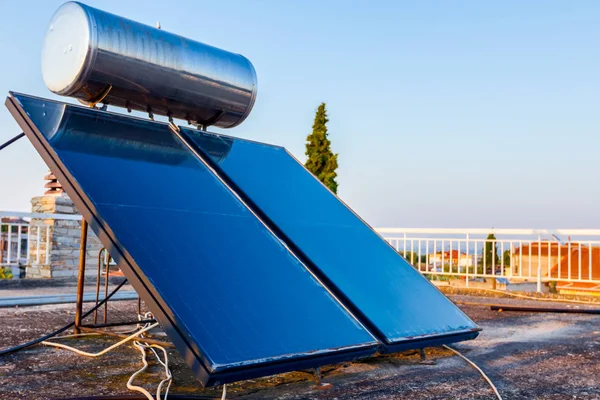 Water Panels Using Renewable Sun Energy Placed House Roof Solar — Stock Photo, Image