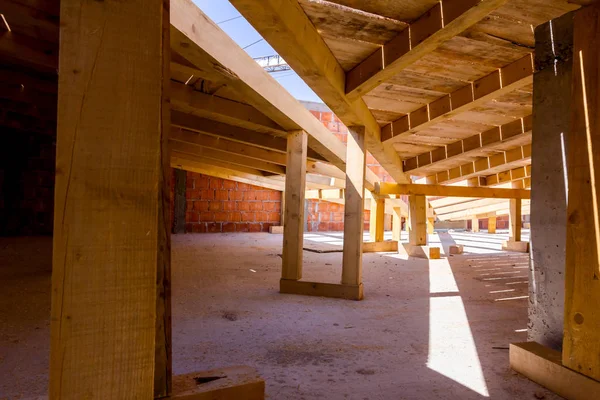 Nuevo Ático Está Construcción Sin Terminar Con Tejado Madera Vigas —  Fotos de Stock