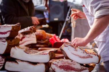 Çeşitli satış füme et durak, semt pazarı