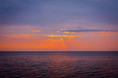 Akdeniz erken sabah şafak, gündoğumu,