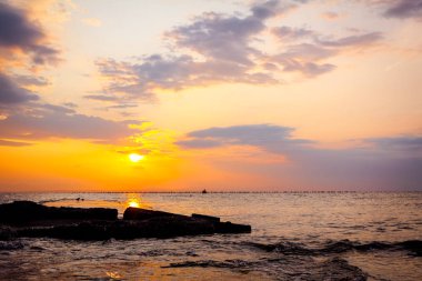 Akdeniz erken sabah şafak, gündoğumu,