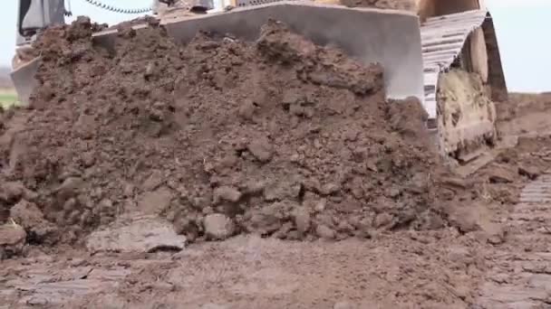 Vista Sul Bulldozer Crawler Mentre Muove Livellamento Del Terreno Cantiere — Video Stock
