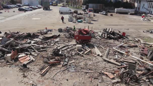 Travailleur Coupe Manuellement Vieux Équipements Métalliques Aide Mélange Gazeux Oxygène — Video