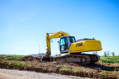 Site oluşturma Ekskavatör kazma