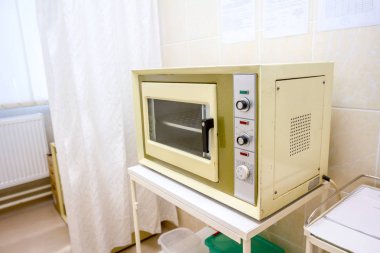 Eski otoklav sterilizasyon makinesi