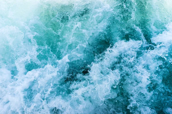 Turquoise Blue Wavy Seawater Foam Waves Background Texture — Stock Photo, Image