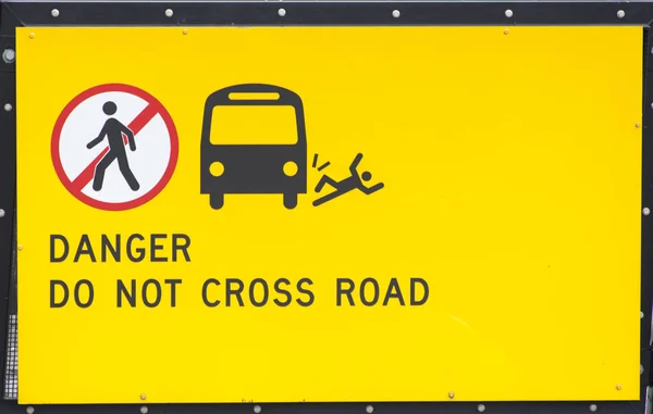 Sign Warning Danger Crossing Road — Stock Photo, Image