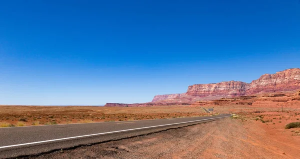 Den Vermilion Klipporna Brant Eroderad Escarpments Bestående Huvudsakligen Sandsten Siltstone — Stockfoto