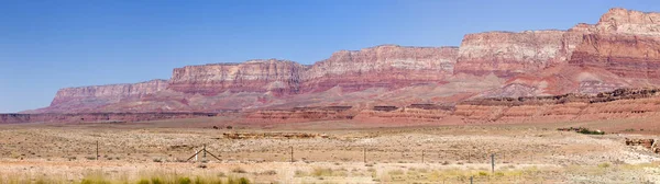 Les Falaises Vermilion Sont Des Escarpements Érodés Abrupts Composés Principalement — Photo