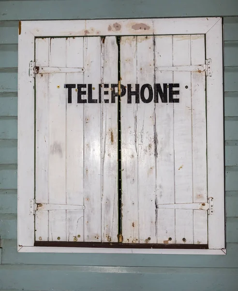 Ancien placard téléphonique — Photo