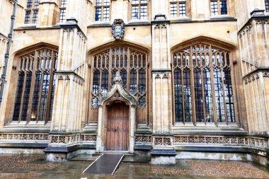 Oxford İngiltere 'deki birçok güzel binadan biri.