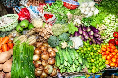 Pazar yerinde yemek pişirmek için üretim