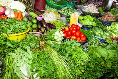 Pazar yerinde yemek pişirmek için üretim