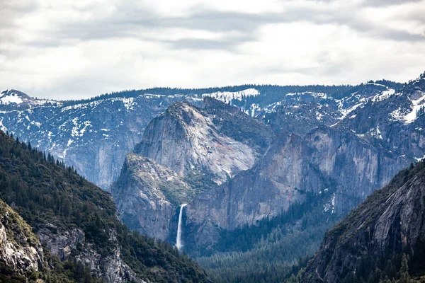 Parco Nazionale Dello Yosemite Trova Sulle Montagne Della Sierra Nevada — Foto Stock