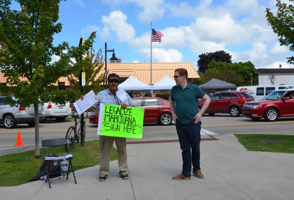 South Haven Estados Unidos Agosto 2017 Activista Anima Los Visitantes — Foto de Stock