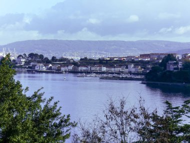 Mugardos balıkçı köyü manzarası