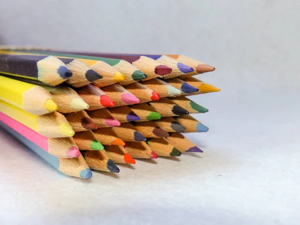 Punhado Lápis Cor Esperando Para Ser Usado — Fotografia de Stock