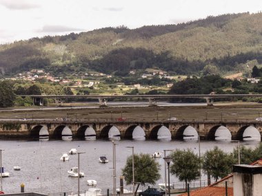 Pontedeume Ortaçağ köprü görünümü