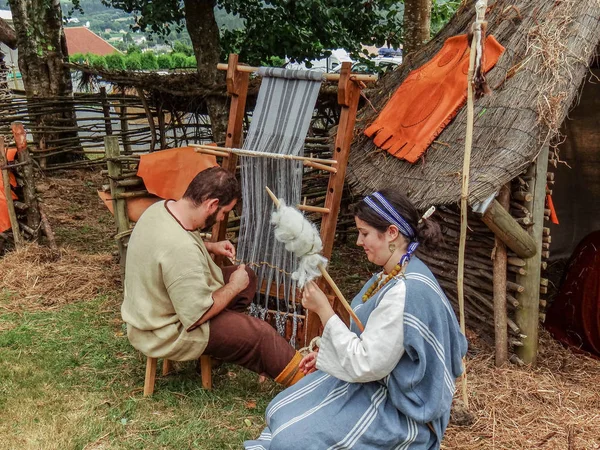 Esnaf iş başında Oenach sonra