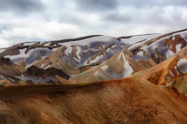 Góra landmannalaugar w islandzkim backcountry — Zdjęcie stockowe