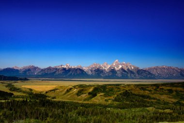 Yılan Nehri Vadisi ve Büyük Teton Dağları