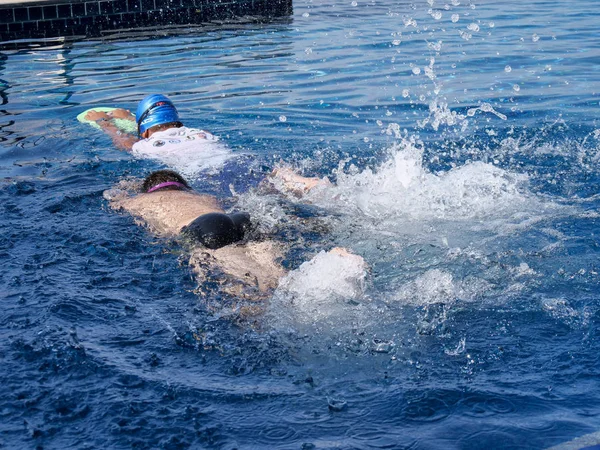 Prachubkirikhan Tailandia Octubre 2018 Entrenador Natación Sin Título Enseñando Estudiante —  Fotos de Stock