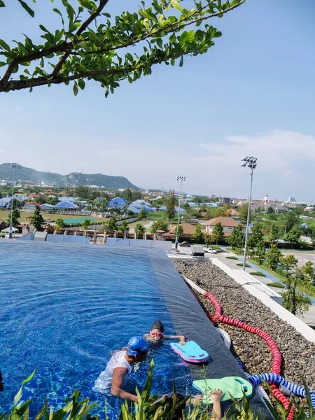 Prachubkirikhan Thailand Outubro 2018 Treinador Natação Sem Título Ensinando Seu — Fotografia de Stock