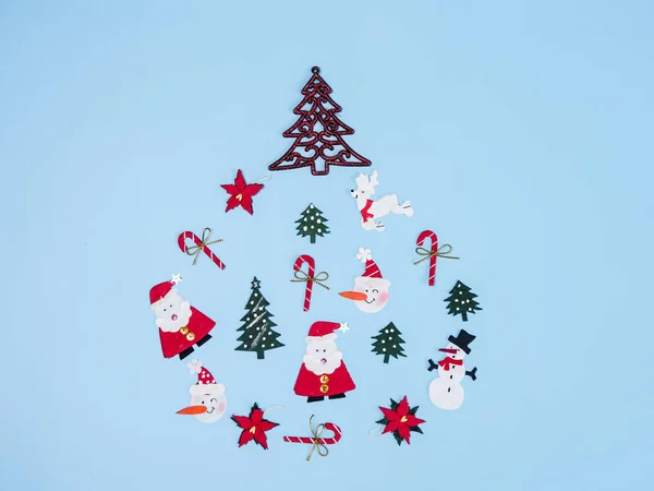 Christmas Objects Laid Out Shape Christmas Bauble Top View — Stock Photo, Image