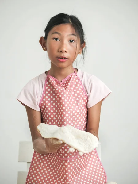 Asian Girl Holding Dough Making Bread Pizza Lifestyle Concept — Stock Photo, Image