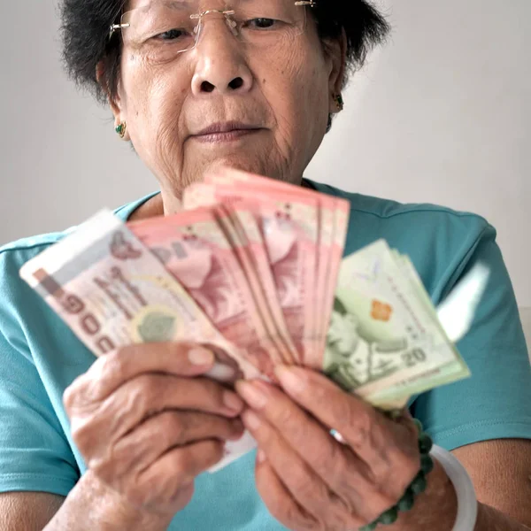 Senior Woman Receive Subsistence Allowance Government Lifestyle Concept — Stock Photo, Image