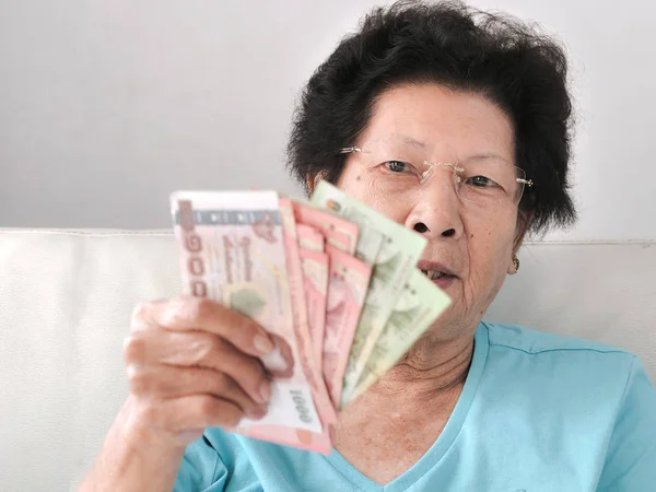 Senior Woman Receive Subsistence Allowance Government Lifestyle Concept — Stock Photo, Image