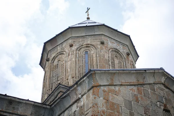 Iglesia Piedra Amarilla Cima Montaña Stepantsminda Georgia — Foto de Stock