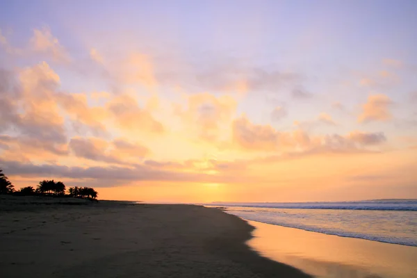 Răsărit Soare Tropical Peste Oceanul Pacific Sandy Beach Mexic — Fotografie, imagine de stoc