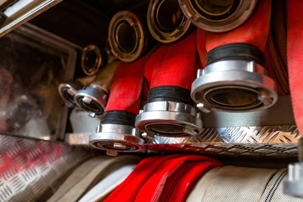 Tuyaux Incendie Roulés Disposés Rangées Dans Boîte Gants Camion Incendie — Photo