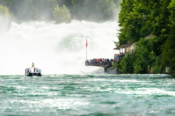 Neuhausen Rheinfall Swiss Juli 2019 Air Terjun Sungai Rhine Kota — Stok Foto