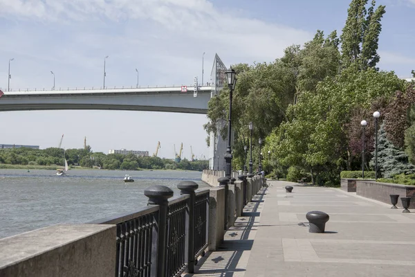 Rostov Don Rússia Junho 2018 Embankment Don River Pescadores Pescam — Fotografia de Stock