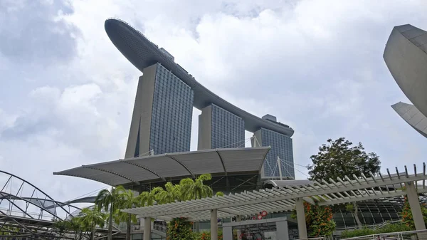 新加坡 新加坡 2018年8月07日 滨海湾金沙酒店的海景码头 — 图库照片