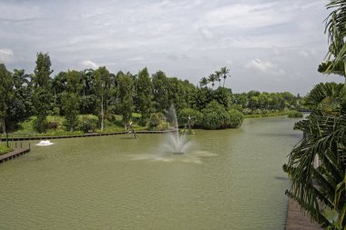 Singapore, Singapur-07 Ağustos 2018: Yusufçuk Gölü, görünüm 