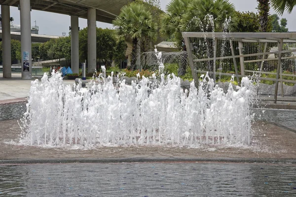 Singapore Singapore Agosto 2018 Veduta Della Fontana Marina Barrage — Foto Stock