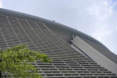 Singapore, Singapur-07 Ağustos 2018: Marina Bay Sands Hotel yusufçuk Köprüsü'nden, görünüm