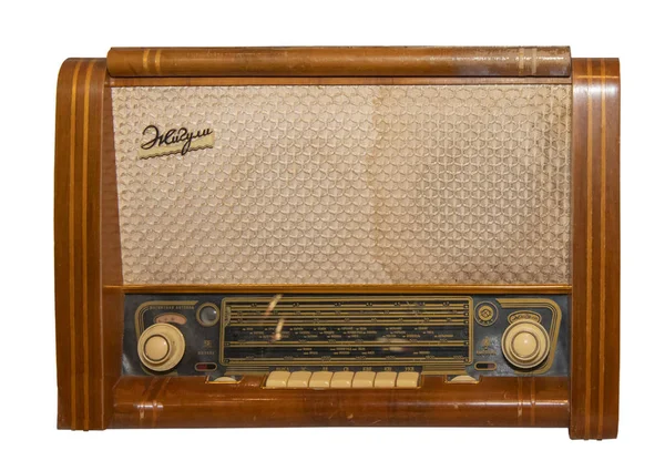 Rádiový přijímač v polovině 20tého století-izolovaný na bílém — Stock fotografie