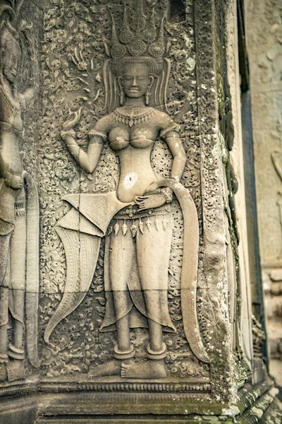 Angkor Wat es el templo más grande del mundo (Camboya, 2019) ). — Foto de Stock