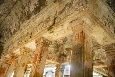 Angkor Wat dünyanın en büyük tapınağıdır (Kamboçya, 2019). 