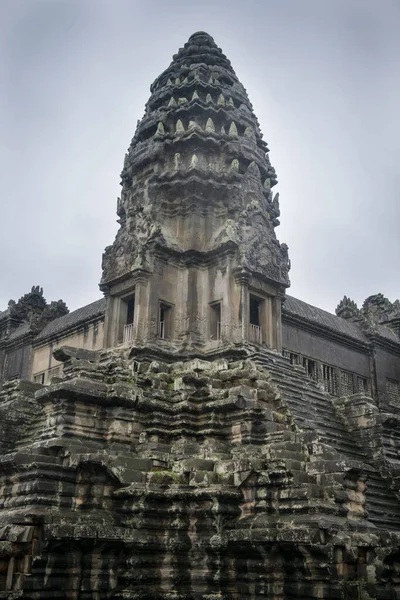 Ангкор-Ват є найбільшим храмом у світі (Камбоджа, 2019). — стокове фото
