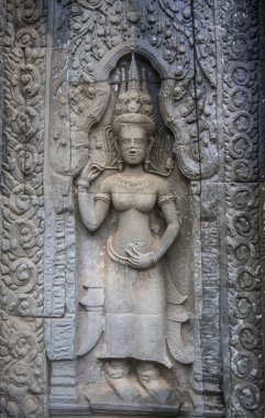 Prohm tapınaktır, yağmurlu mevsimde yağmur yağar.